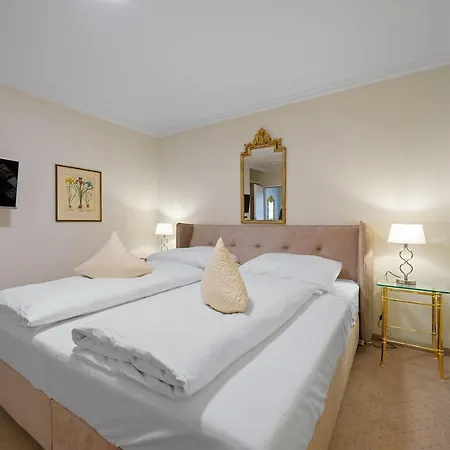 Alpine Garden Apartment Garmisch-Partenkirchen