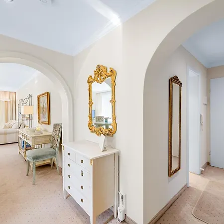 Alpine Garden Garmisch-Partenkirchen